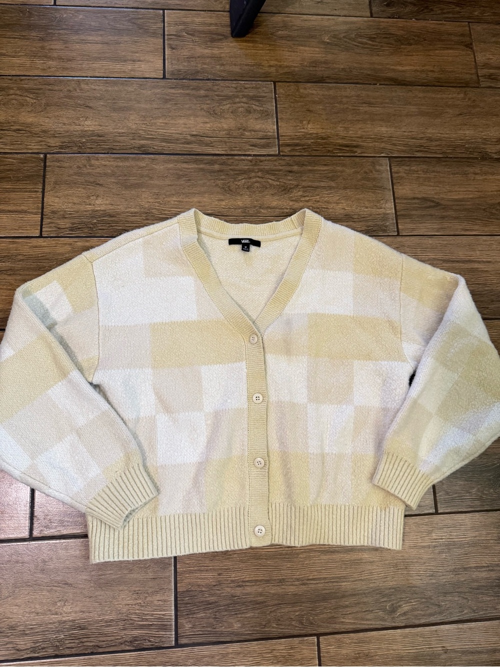 VANS Women's Winter Checkered Yellow & Cream Relaxed Cardigan I
Size Medium